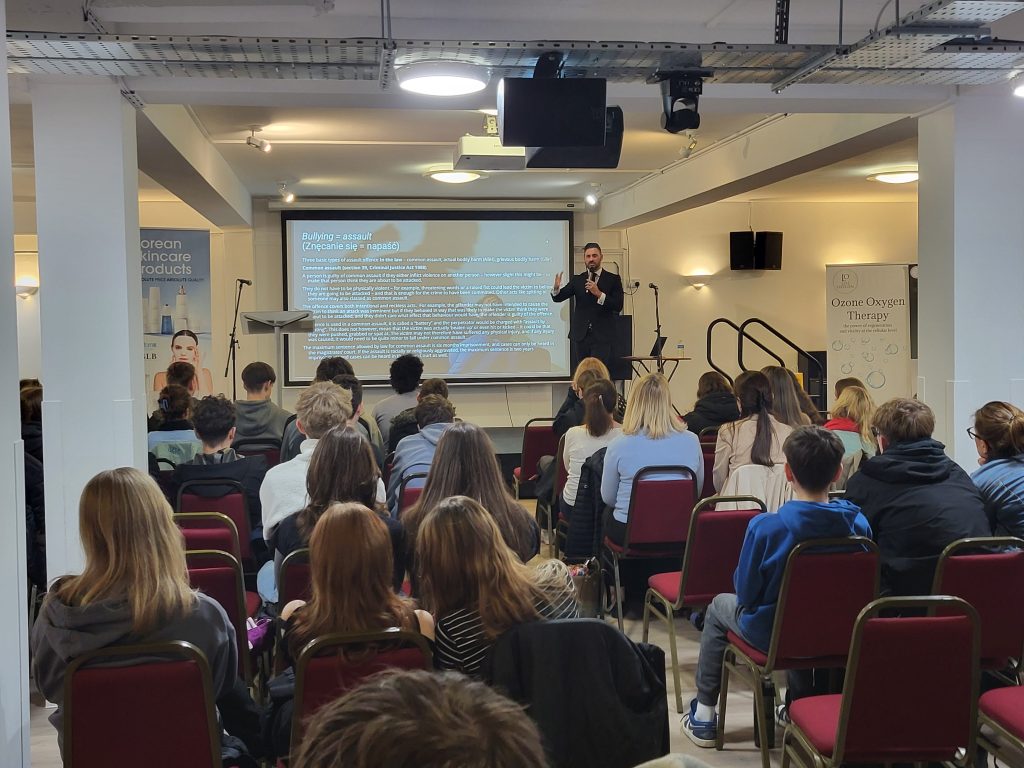 Nie hejtuję – Motywuję: licealiści na warsztatach o sile słów i wartości