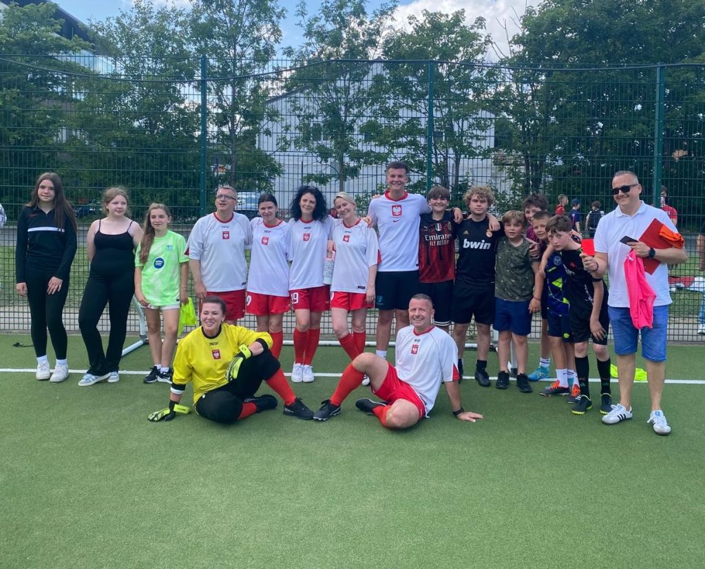 Zacięty mecz i świetna zabawa – tak świętowaliśmy Dzień Sportu