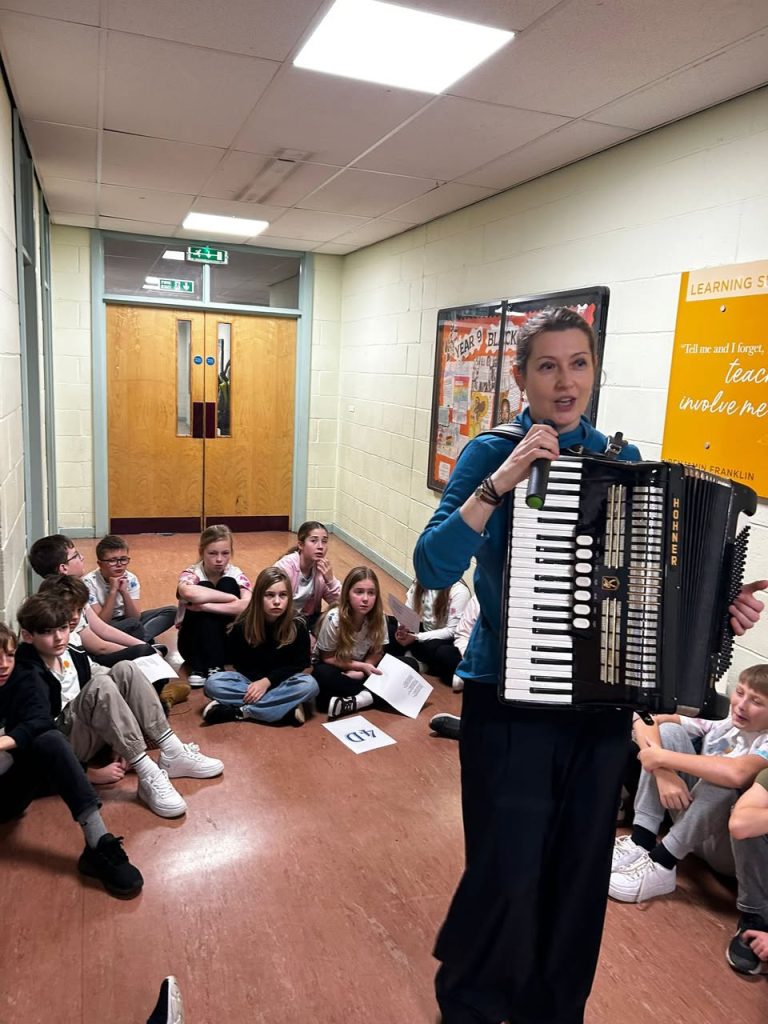 Kolędowanie z panią Moniką Walenko